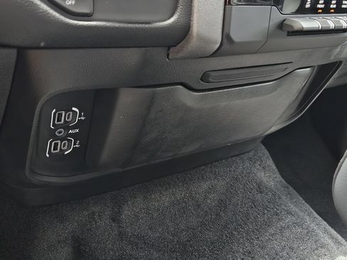 New 2026 RAM 1500 Tradesman AWD/4WD image 20