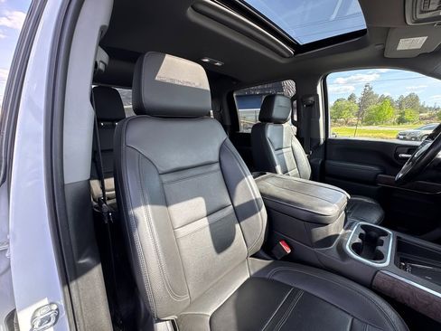 Used 2023 GMC Sierra 3500 Denali w/ Denali Ultimate Package AWD/4WD image 24