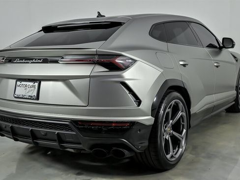 Used 2019 Lamborghini Urus AWD/4WD image 10