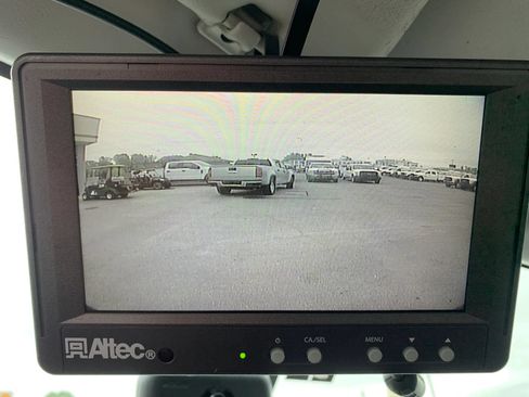 Used 2019 Ford E-350 and Econoline 350 Super Duty RWD image 19