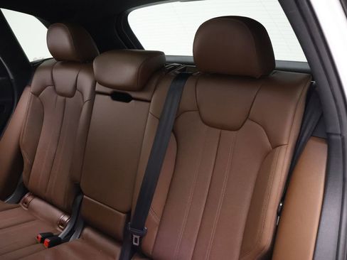 Used 2018 Audi Q5 Prestige w/ Prestige Package image 18