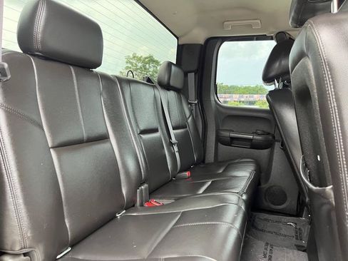 Used 2011 Chevrolet Silverado 1500 LT w/ All-Star Edition RWD image 16