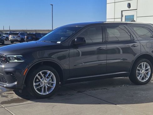 Used 2025 Dodge Durango GT w/ Trailer Tow Group IV image 21