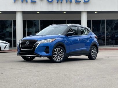 Used 2023 Nissan Kicks SV