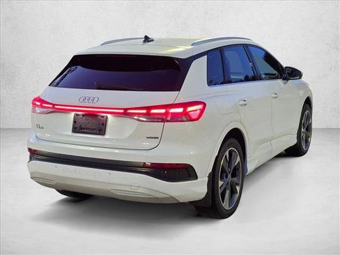 Used 2022 Audi Q4 e-tron Prestige AWD/4WD image 5
