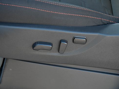 Used 2025 Nissan Frontier Pro-X w/ Pro Convenience Package image 16