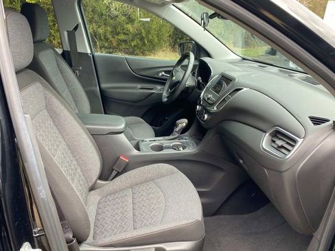 Used 2022 Chevrolet Equinox LT image 34