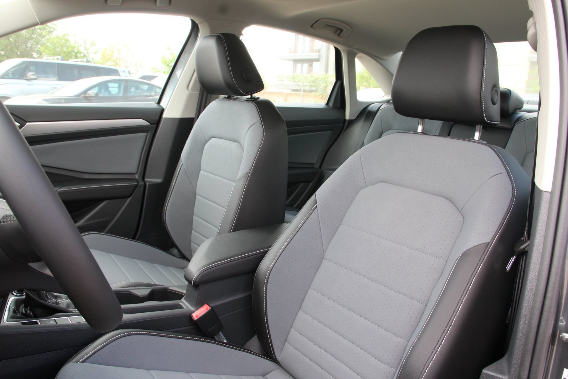 Certified 2026 Volkswagen Jetta SE FWD image 11