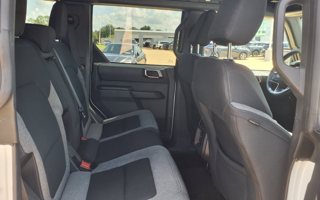 Used 2025 Ford Bronco Big Bend AWD/4WD image 15