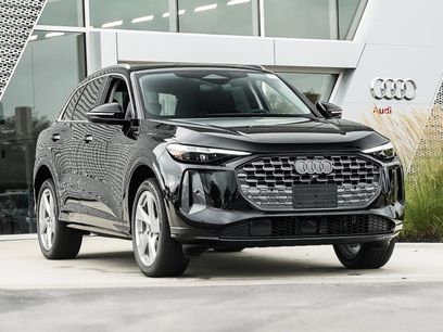 New 2025 Audi Q5 2.0T Premium Plus