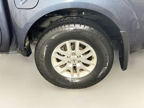 Used 2018 Nissan Frontier SV w/ Value Truck Package image 11