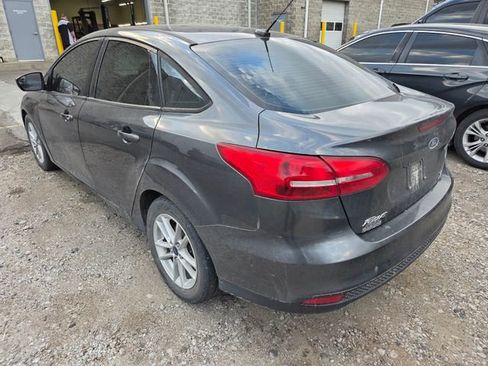 Used 2018 Ford Focus SE image 6