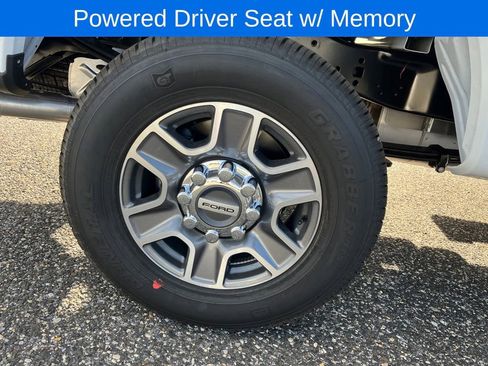 New 2026 Ford F250 Lariat image 25