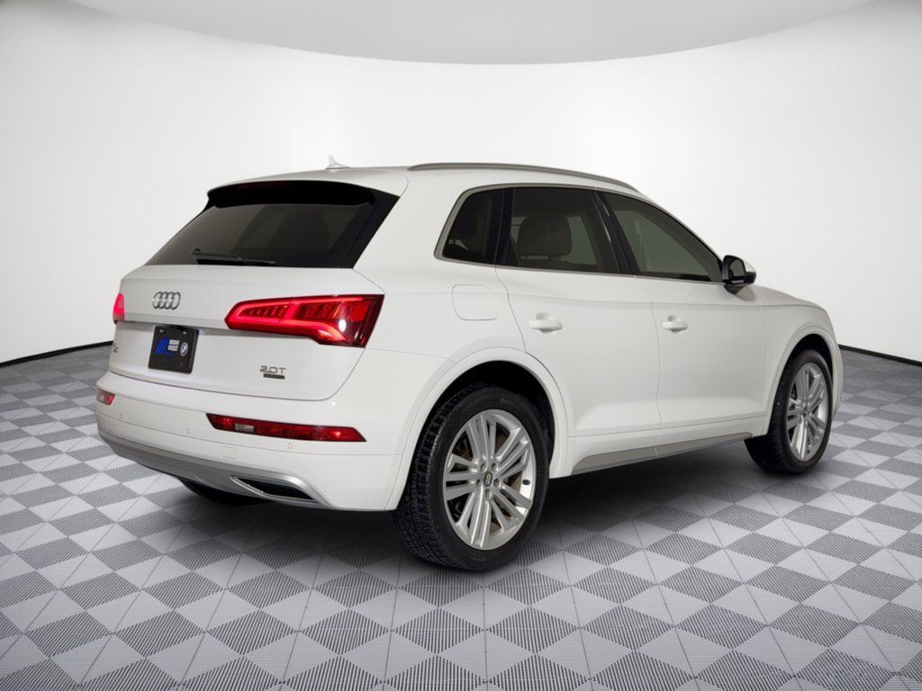 Used 2018 Audi Q5 2.0T Premium Plus w/ Premium Plus Package AWD/4WD image 9