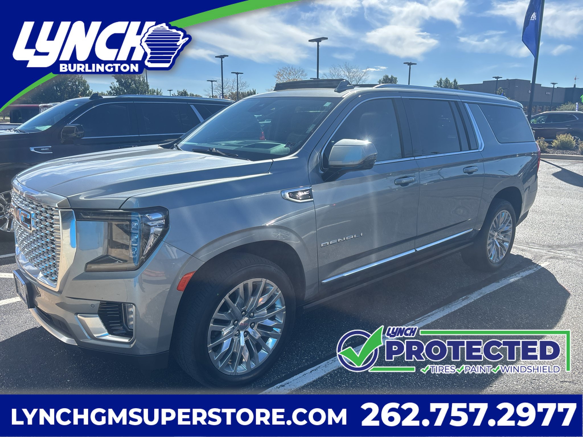 Used 2023 GMC Yukon XL Denali w/ Max Trailering Package AWD/4WD image 1