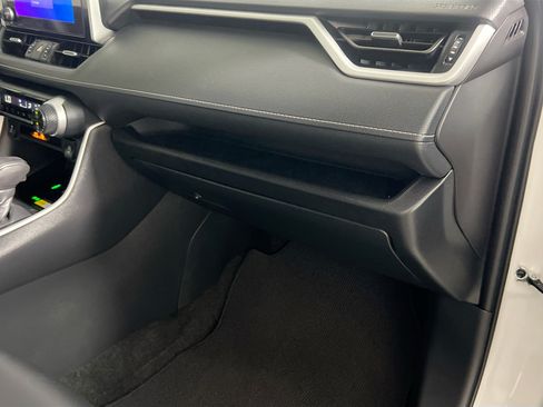Used 2025 Toyota RAV4 XLE Premium FWD image 34