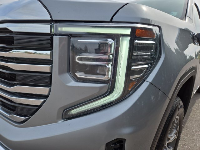 Used 2025 GMC Sierra 1500 SLT AWD/4WD image 6