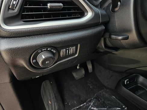 New 2026 Chrysler Pacifica Select w/ S Appearance Package FWD image 14