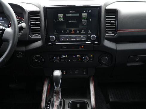 Used 2024 Nissan Frontier PRO-4X w/ Pro Premium Package image 27