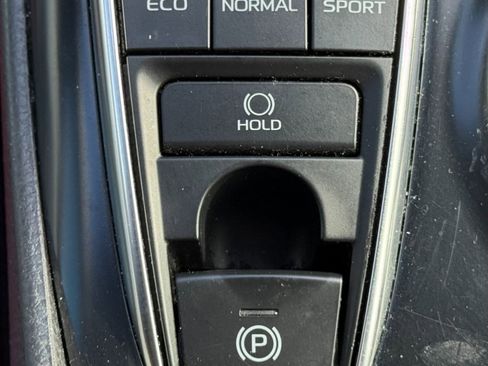 Used 2020 Toyota Camry XSE image 14