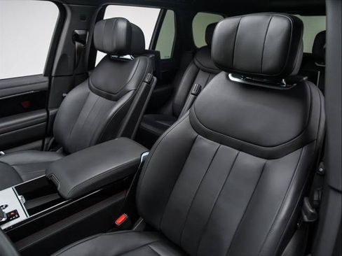 Used 2024 Land Rover Range Rover Autobiography AWD/4WD image 11