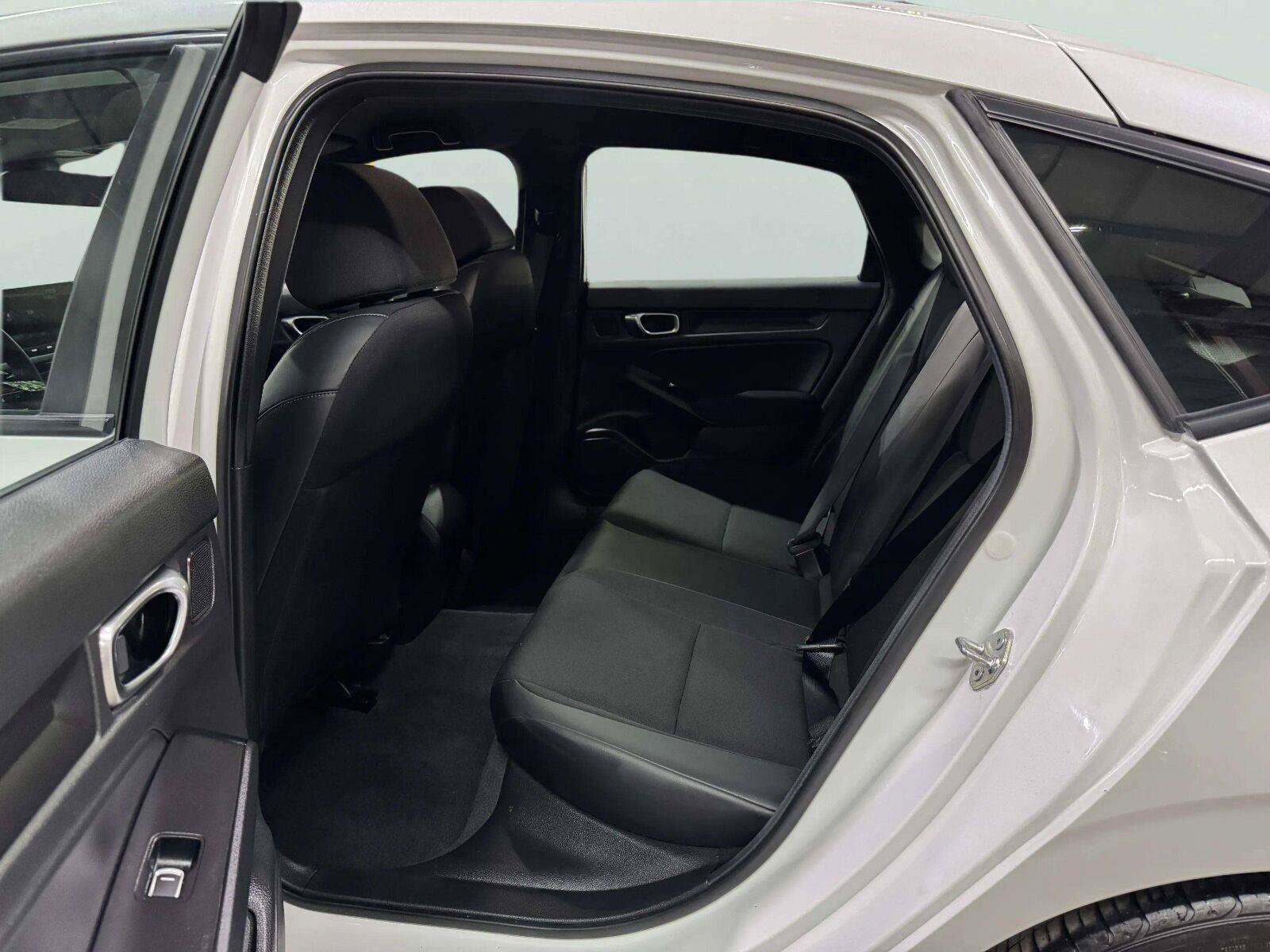 Used 2024 Honda Civic Sport image 37