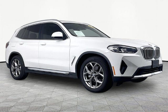 Used 2023 BMW X3 sDrive30i w/ Premium Package RWD image 3