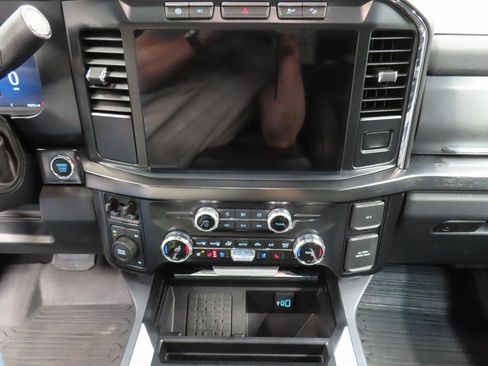 Used 2024 Ford F450 Lariat w/ Chrome Package image 15