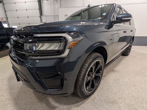 Used 2022 Ford Expedition Max Limited w/ Equipment Group 303A image 6