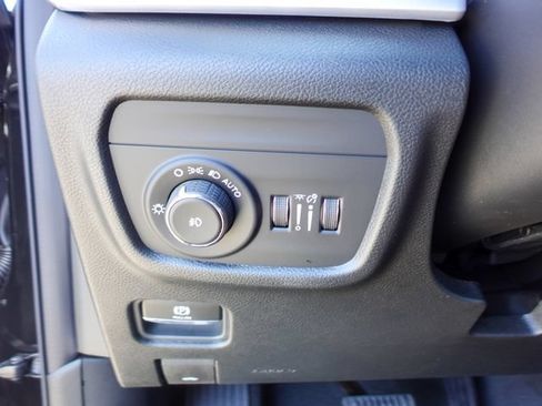 New 2026 Jeep Grand Cherokee L Limited AWD/4WD image 16