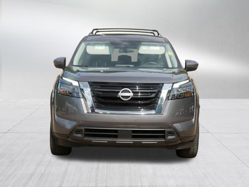 Certified 2024 Nissan Pathfinder SV AWD/4WD image 2
