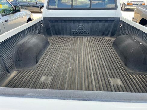 Used 2003 Toyota Tacoma PreRunner RWD image 10