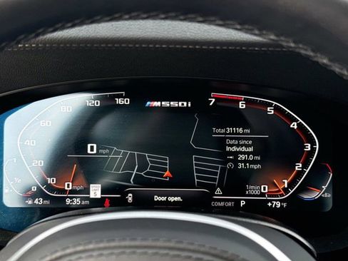 Used 2023 BMW M550i xDrive AWD/4WD image 28