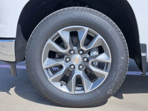 New 2026 Chevrolet Silverado 1500 LT RWD image 13
