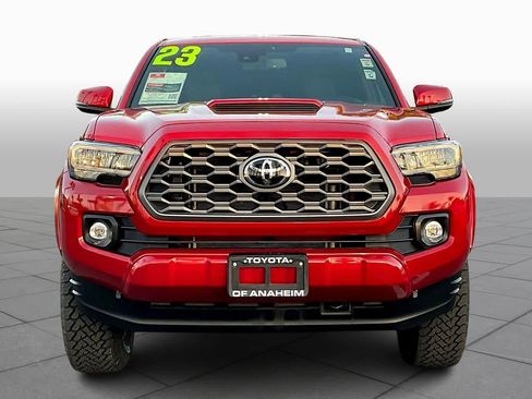 Used 2023 Toyota Tacoma TRD Sport image 3