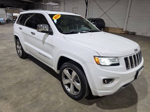 Used 2014 Jeep Grand Cherokee Overland AWD/4WD image 20