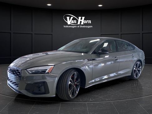 Used 2023 Audi S5 Prestige w/ Prestige Package AWD/4WD image 3