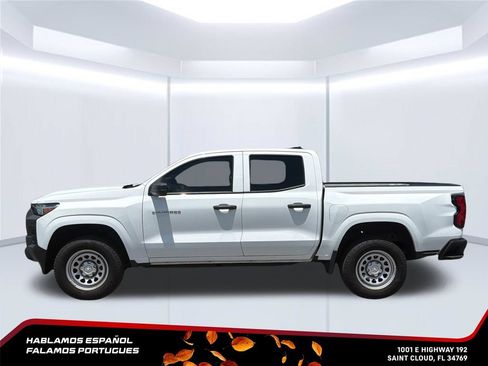 Used 2026 Chevrolet Colorado W/T w/ WT Convenience Package II RWD image 3