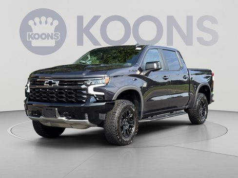 Used 2024 Chevrolet Silverado 1500 ZR2 w/ Technology Package AWD/4WD image 1
