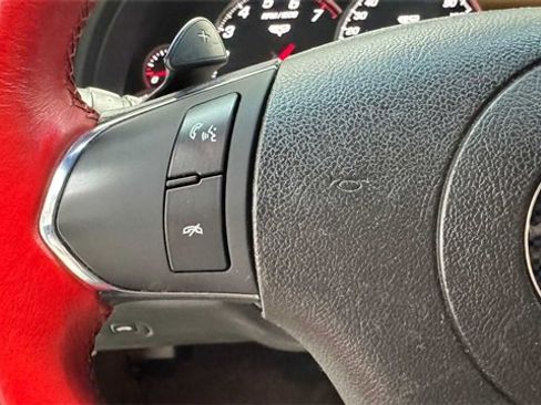 Used 2013 Chevrolet Corvette Convertible image 20