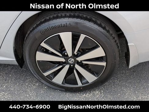 Certified 2022 Nissan Altima 2.5 SV AWD/4WD image 30
