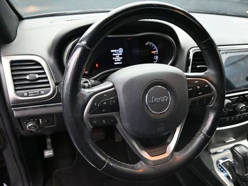 Used 2019 Jeep Grand Cherokee Limited AWD/4WD image 21