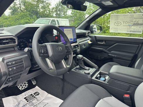 New 2025 Toyota Tacoma TRD Sport RWD image 15