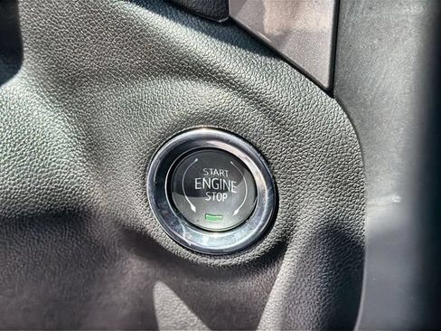 Used 2026 Chevrolet Silverado 1500 Custom RWD image 16