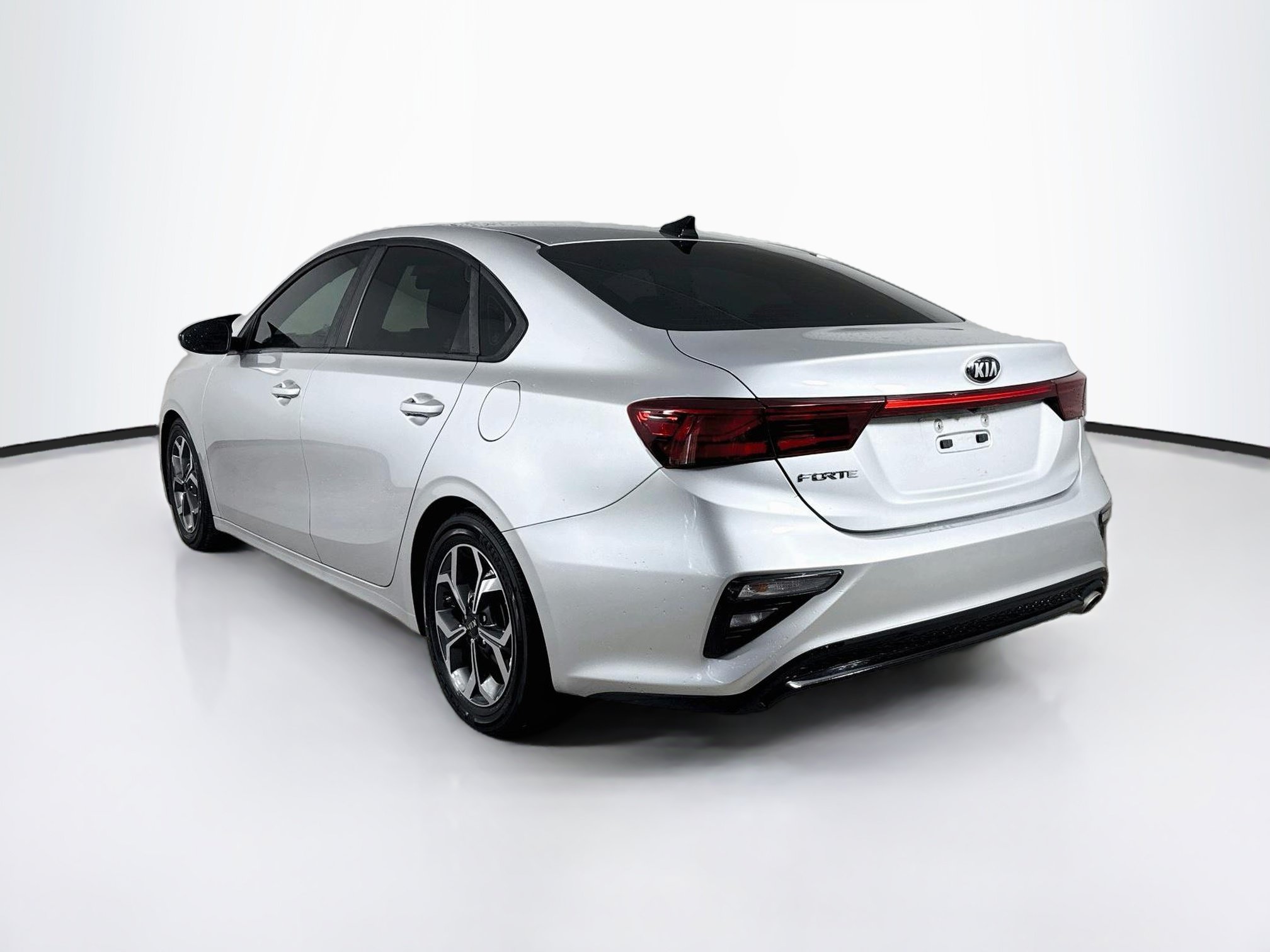 Used 2019 Kia Forte LXS FWD image 28