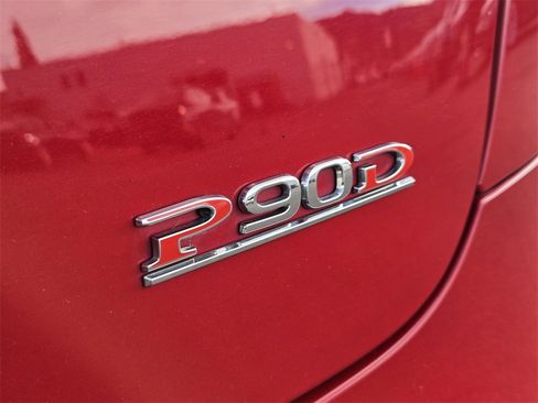 Used 2015 Tesla Model S P90D image 13