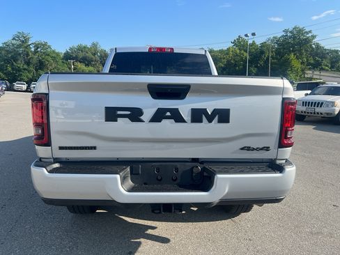 Used 2026 RAM 2500 Big Horn AWD/4WD image 5