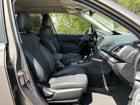 Used 2019 Subaru Forester Limited AWD/4WD image 30