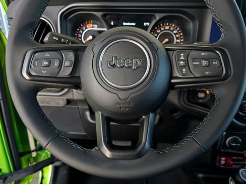 New 2025 Jeep Wrangler Unlimited Rubicon w/ Steel Bumper Group image 12