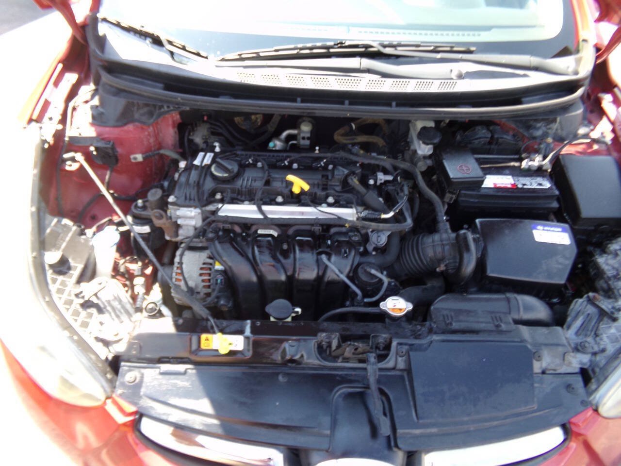 Used 2013 Hyundai Elantra Limited FWD image 30
